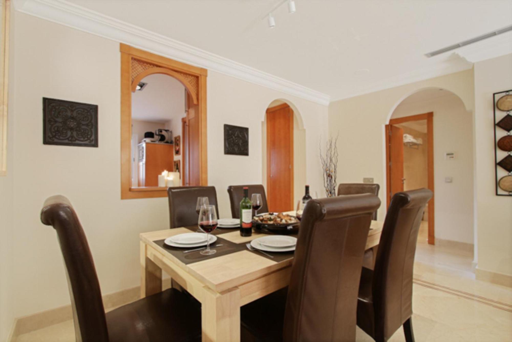 Aloha Hill Club Lluxury 5 Star Golf Near Puerto Banus And Appartement Marbellac